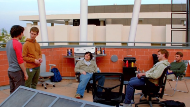 硅谷巨头往英国“砸钱”