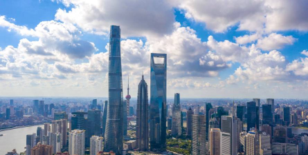 上海建设国际金融中心的优势和劣势