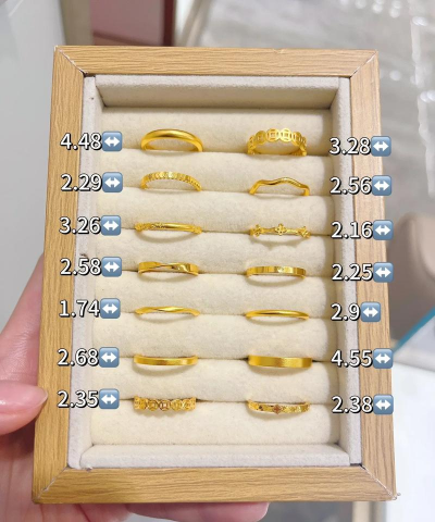 1900两黄金是多少克？