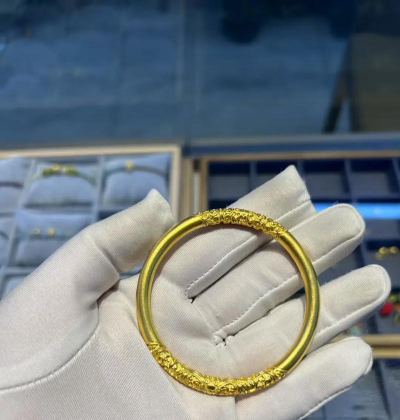 半空心的黄金手镯好吗？
