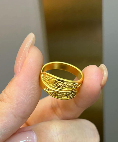 999硬金戒指值钱吗？