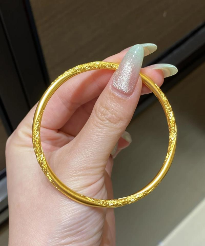 抖音直播买的金镯子是纯金吗？