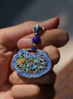 5d烧蓝工艺保值吗？