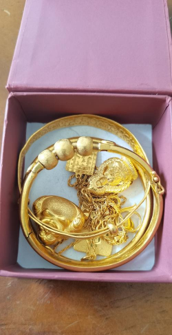 中国黄金回收钻戒当时给现金吗？