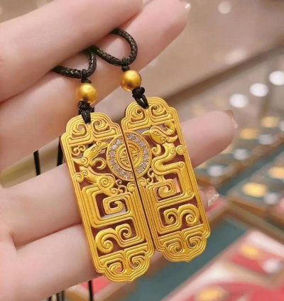 中国黄金跟天宝龙凤那个牌子好？