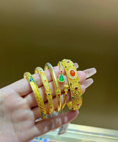 买黄金是珐琅彩合适吗？