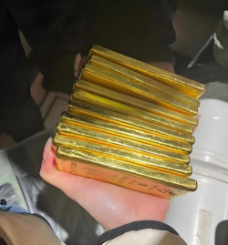 10斤黄金有多大？