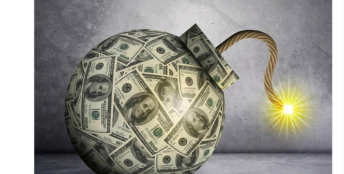 美元升值引爆危机