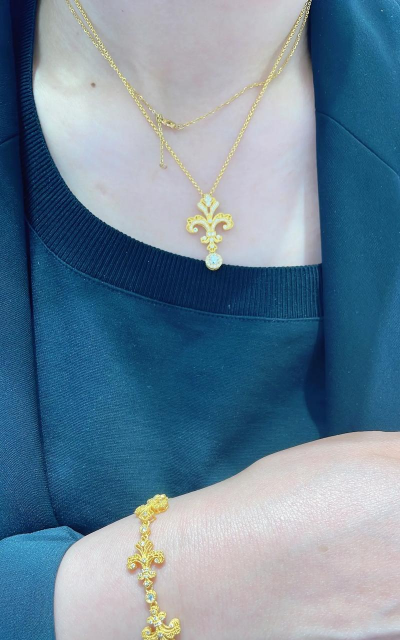 10月23日莱音珠宝黄金1223元/克