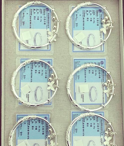 纯银手镯多少钱一克（2025年11月4日）