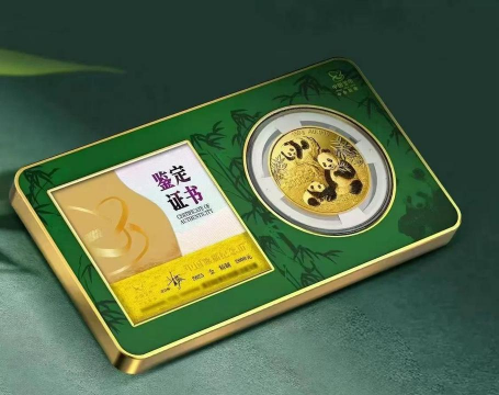 2025版熊猫纪念币100克精制金币现在市场价是多少（2025年12月09日）