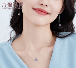 2026年05月01日六福铂金最新价格多少钱一克