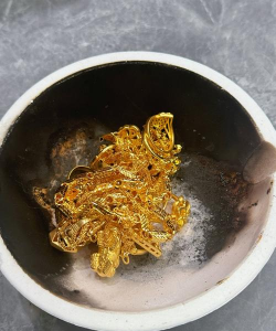 松滋黄金回收760元/克（2025.8.15）快速变现！无折旧费，实体店回收