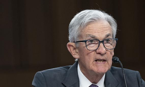 美联储主席鲍威尔表示 过去几个月低招聘是越来越令人担忧的因素