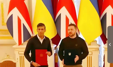 乌克兰议会批准与英国百年伙伴关系协议