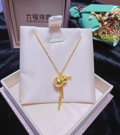 在金六福买的黄金链子没戴过就断了店主不愿意换货怎么办？