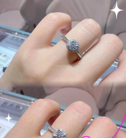 DR钻戒和金店的钻戒能比吗？