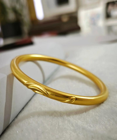 黄金鱼手镯有什么寓意？