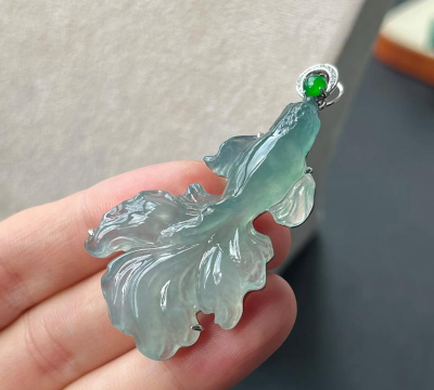 翡翠挂件金鱼海螺如意是什么寓意?