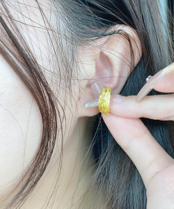 70岁老人适合戴什么样的耳饰好看?