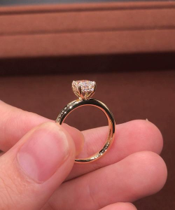 钻石k金戒指能换黄金戒指吗?