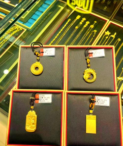 买黄金都可以要什么赠品?