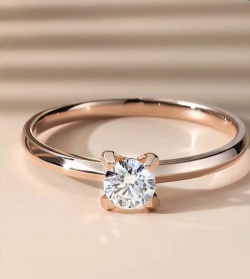 周六福钻戒属于什么档次？