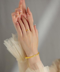 12月12日金大福黄金1329元/克