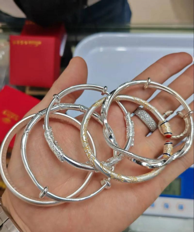 足银价格今天多少一克（2025年12月16日）